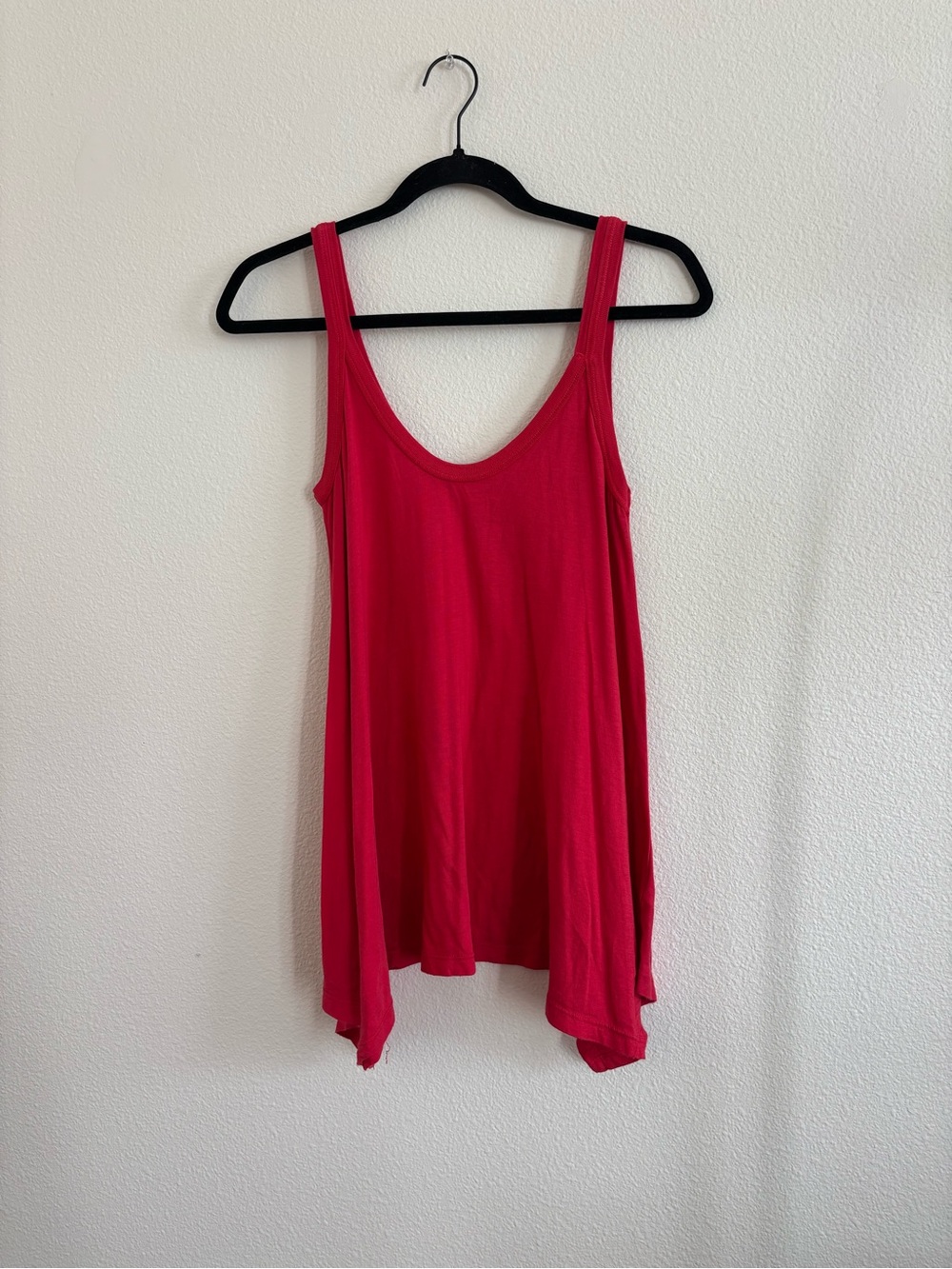 Splendid flowy red tank top size small